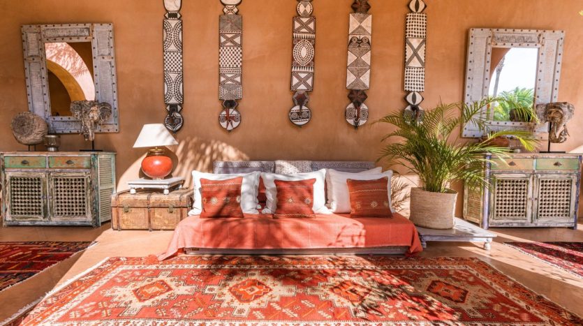 Salon du Palais Mauresque, domaine à louer à Marrakech avec hammam – Unlimited Marrakech